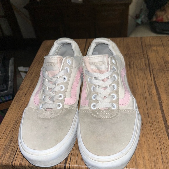 These are around 65$/after tax  new there 7/1 and half in woman. - Picture 2 of 3